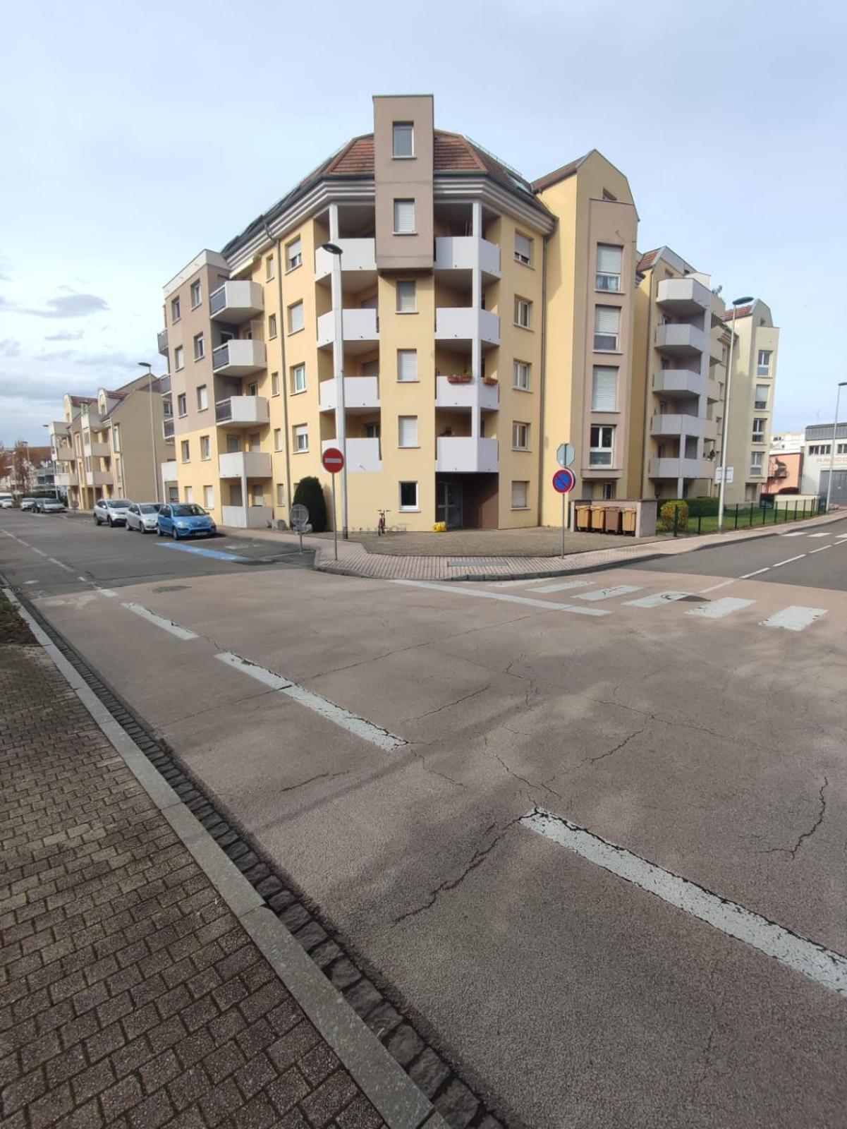Apartamento Douillet-Kanamappart-Euroairport Saint-Louis  Exterior foto