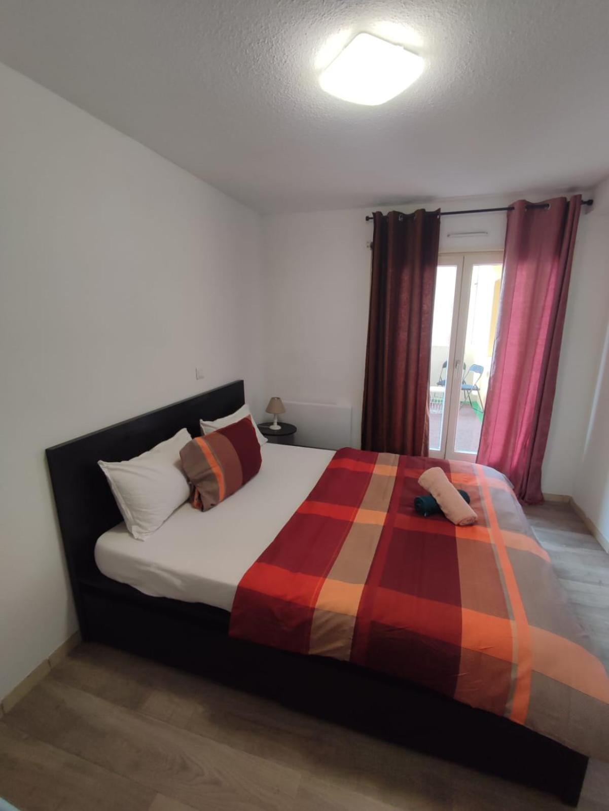 Apartamento Douillet-Kanamappart-Euroairport Saint-Louis  Exterior foto