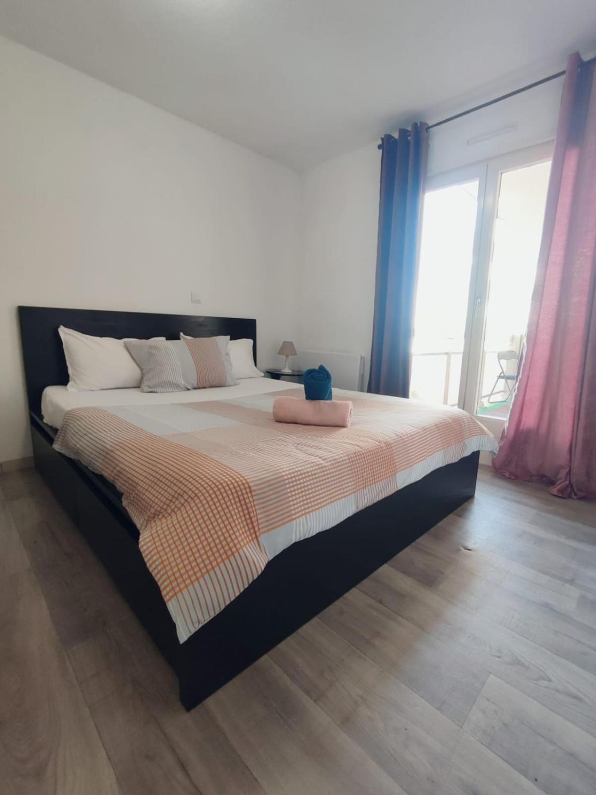 Apartamento Douillet-Kanamappart-Euroairport Saint-Louis  Exterior foto
