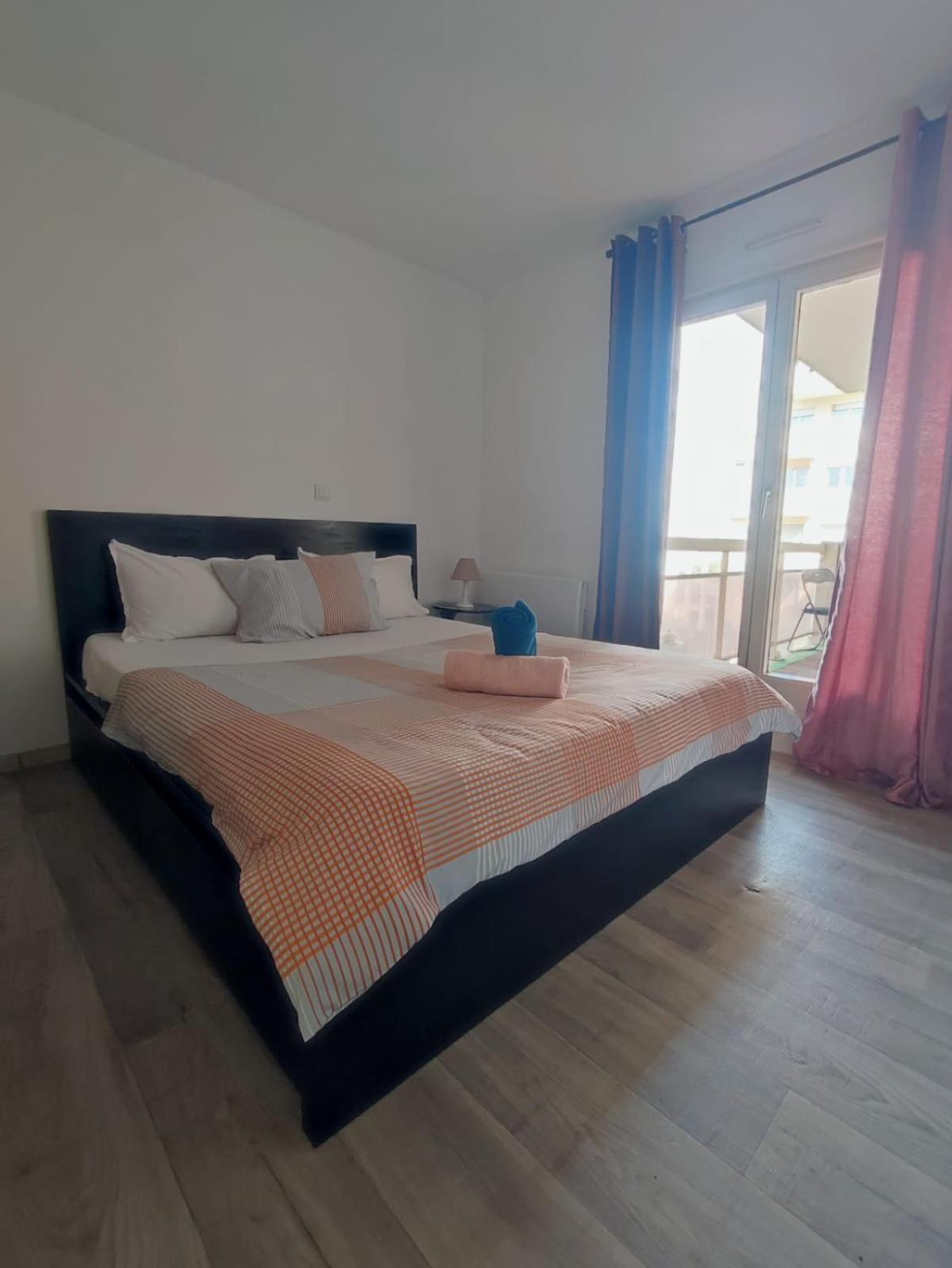 Apartamento Douillet-Kanamappart-Euroairport Saint-Louis  Exterior foto