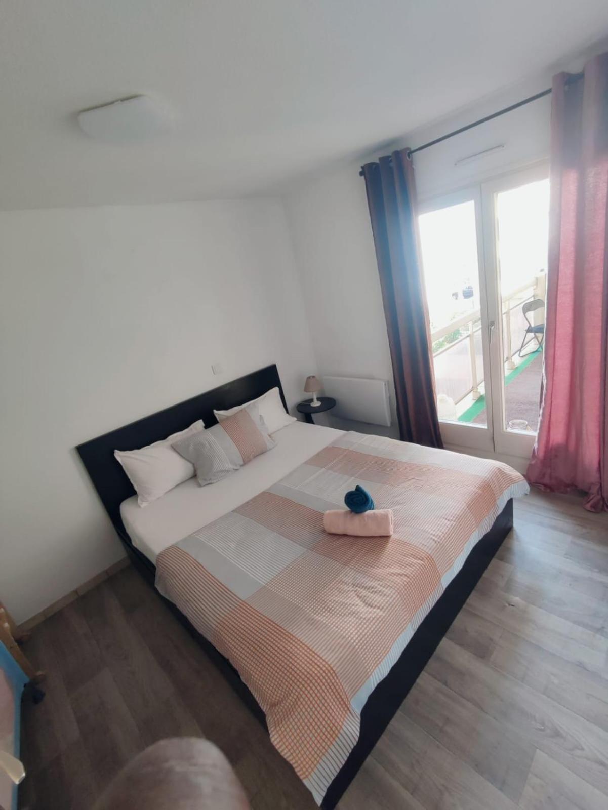 Apartamento Douillet-Kanamappart-Euroairport Saint-Louis  Exterior foto