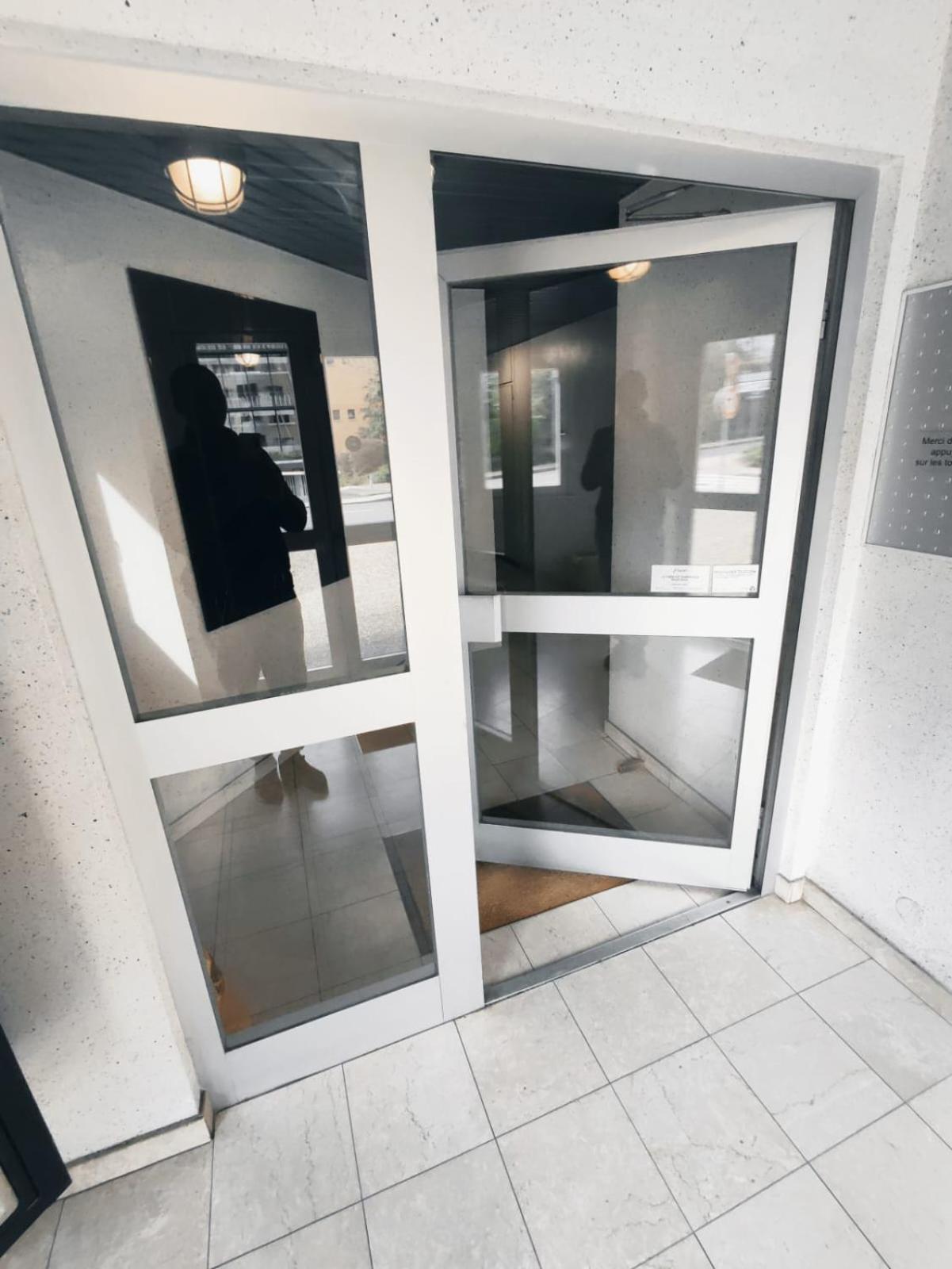 Apartamento Douillet-Kanamappart-Euroairport Saint-Louis  Exterior foto